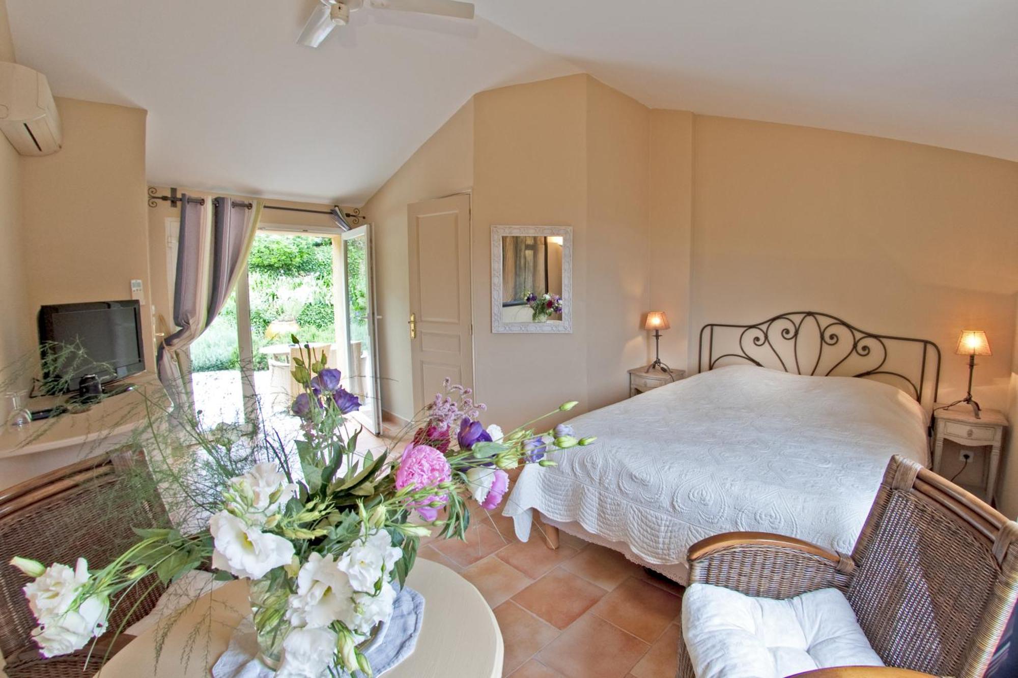 La Colline De Vence Bed & Breakfast Eksteriør bilde