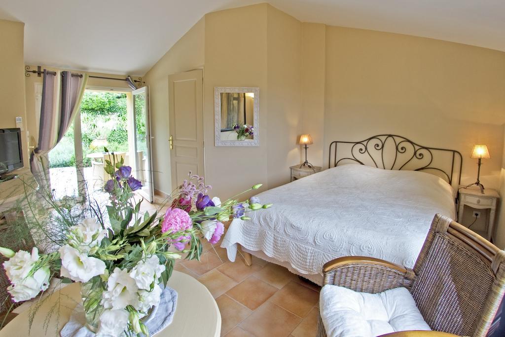 La Colline De Vence Bed & Breakfast Rom bilde